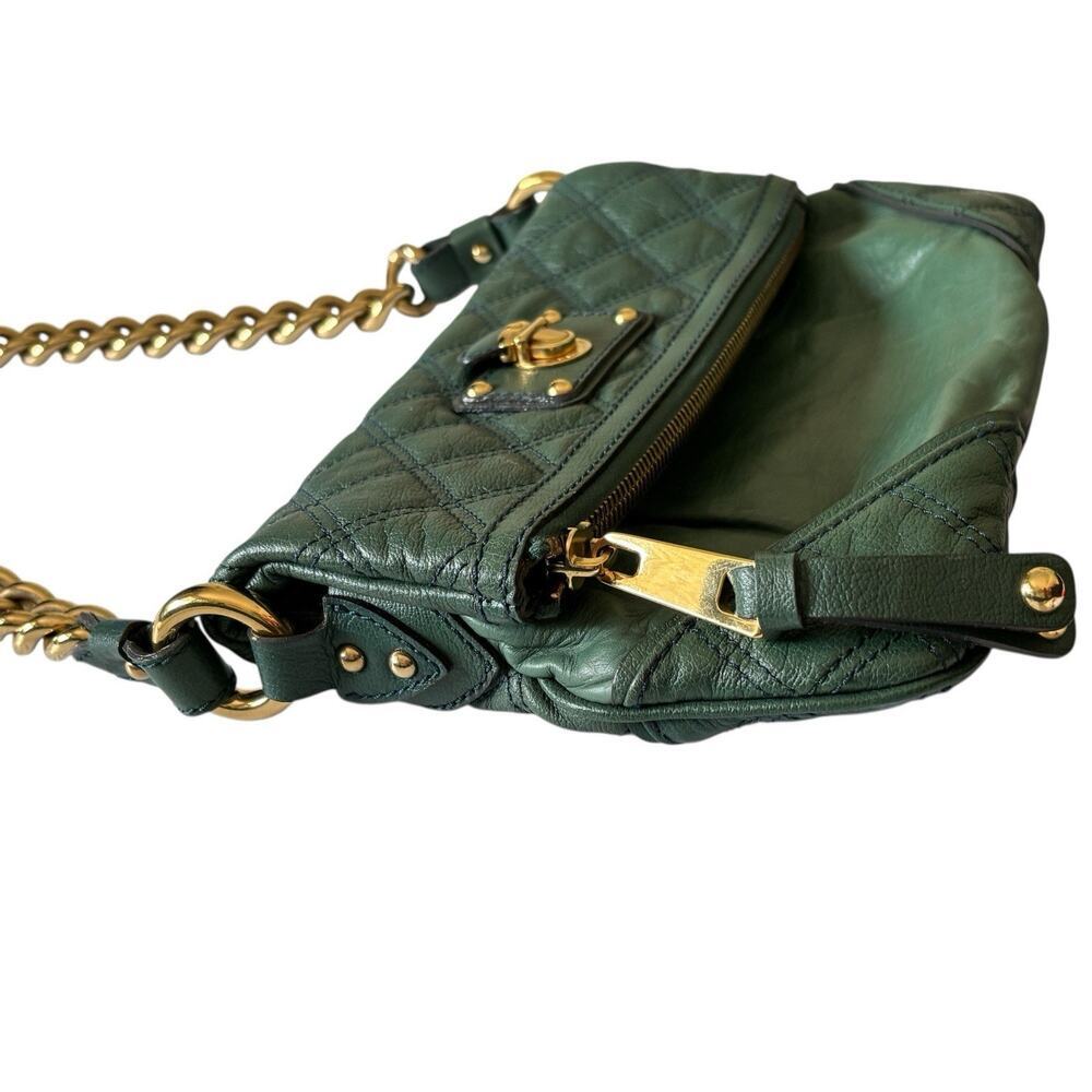 Marc Jacobs Mayfair Green Quilted Leather Heavy Gold Chain Shoulder Bag Preowned - Picture 4 of 11